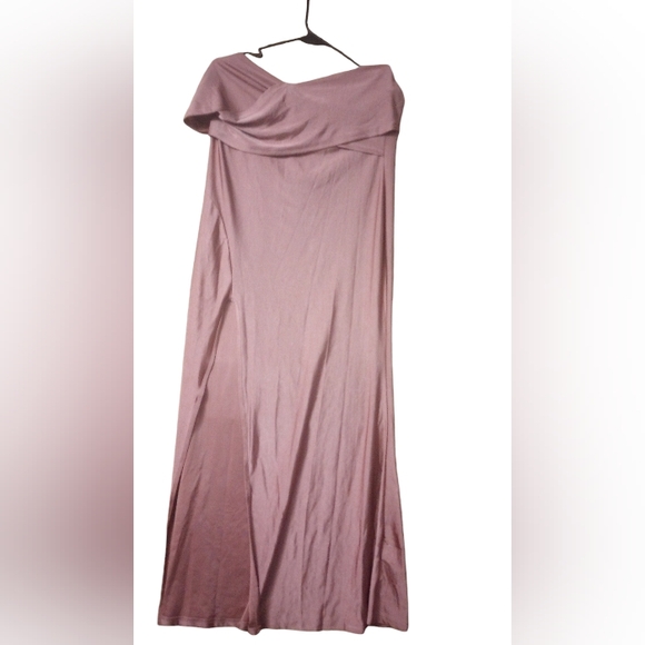 Dusty pink off shoulder satin dress with thigh slit size XL - Picture 3 of 5